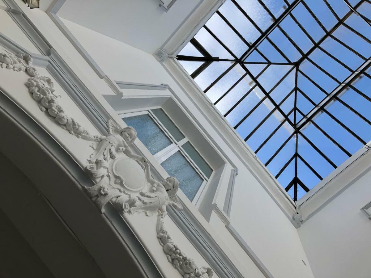 Le Carre Des Arts Hotel Le Cateau-Cambresis ภายนอก รูปภาพ